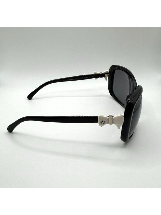 Chanel Ribbon Coco Black Oversized Sunglasses With White Bow Accent main image 8